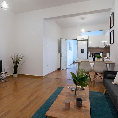 Modern 2Bd Apt In Athens , 3-Min Metro Exterior photo